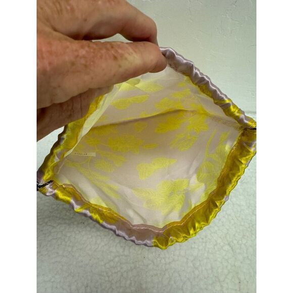 Ipsy‎ July 2023/2024 Glam Pink Yellow Floral Pattern Drawstring Cosmetic Bag - Picture 3 of 3